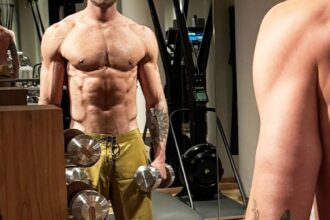 BODI DI ALLEVERSO CEMERICI - Indovina di chi selfie in palestra!