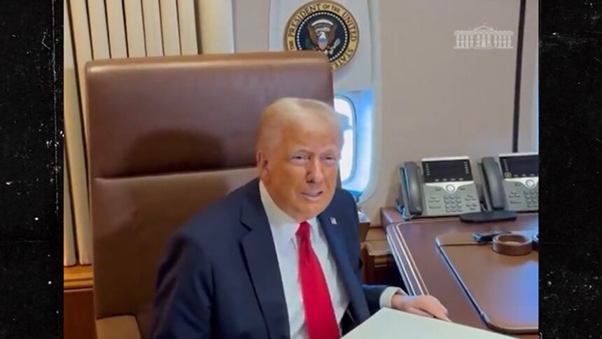 Donald Trump prende il primo volo sul "Gulf of America" ​​in rotta al Super Bowl