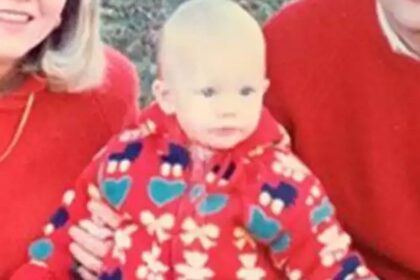 Indovina in chi questo piccolo bambino in rosso si è trasformato!