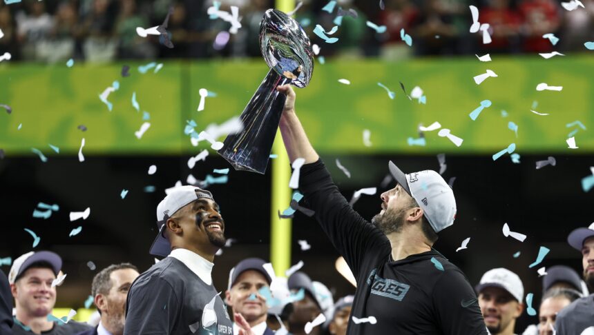 Quando è la sfilata di Eagles? Data dell'evento di vittoria post-Super Bowl-Hollywood Life