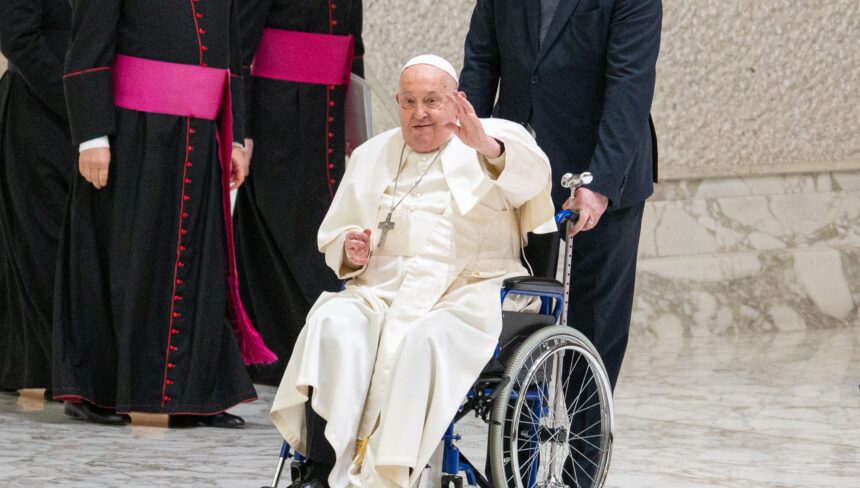 Quanti anni ha Papa Francesco? Age of the Head of the Catholic Church - Hollywood Life