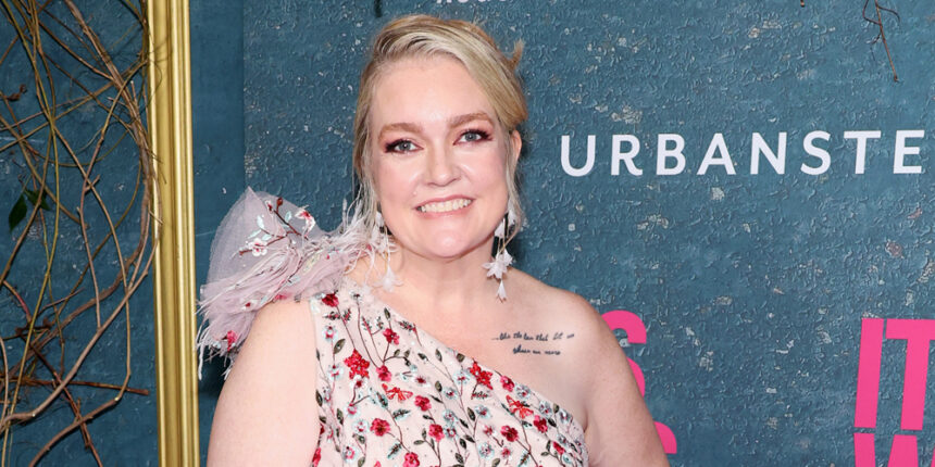 Colleen Hoover ritorna su Instagram in mezzo alla battaglia legale di noi ", Scrubs Blake Lively e Justin Baldoni dalla sua pagina