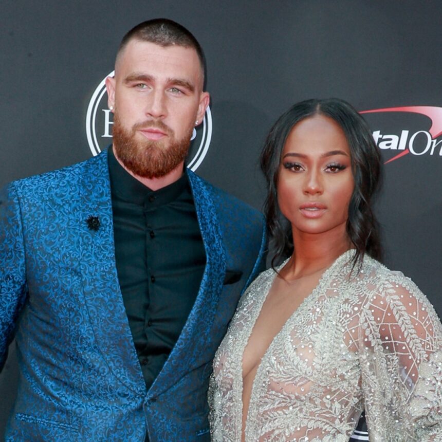 L'ex Kayla Nicole di Travis Kelce è fan di Eagles