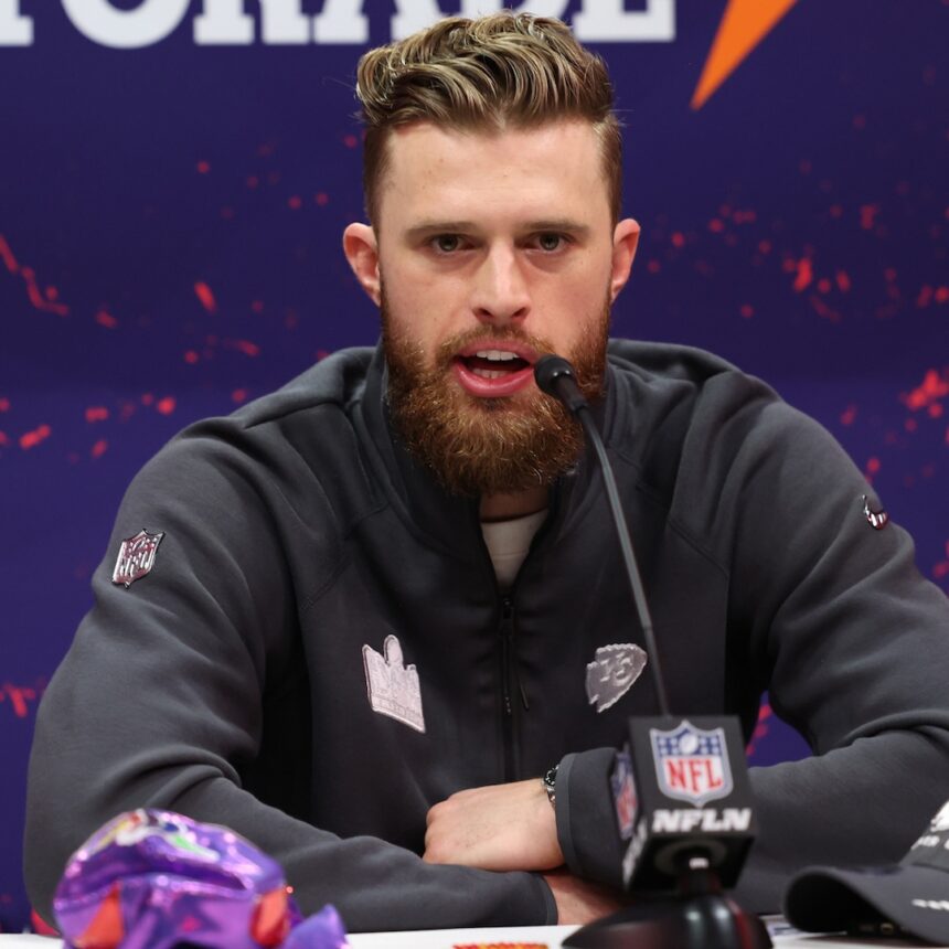 Districare la controversia sul discorso di laurea di Harrison Butker