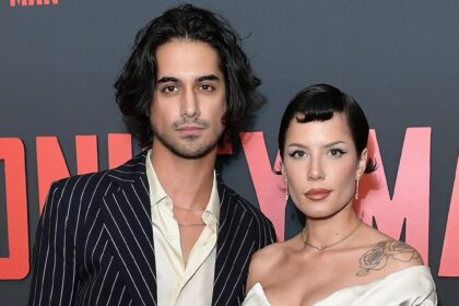 Il ruolo vittorioso ha svolto nel romanticismo di Halsey e Fiancé Avan Jogia