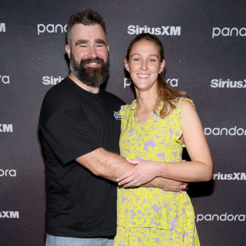Dì solo di sì alla storia d'amore di Jason Kelce e Kylie Kelce