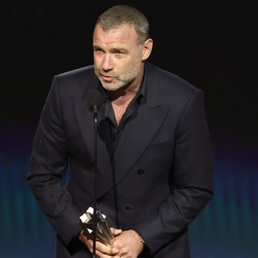 Liev Schreiber vince la serie di attore limitato
