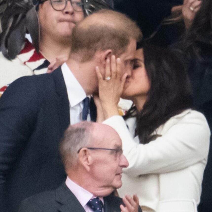 Prince Harry e Meghan Markle Lock Labbra in una nuova foto di San Valentino