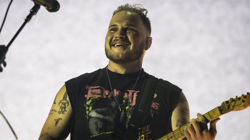 Zach Bryan debutta apparente nuova fidanzata, modella australiana Hannah Duncan