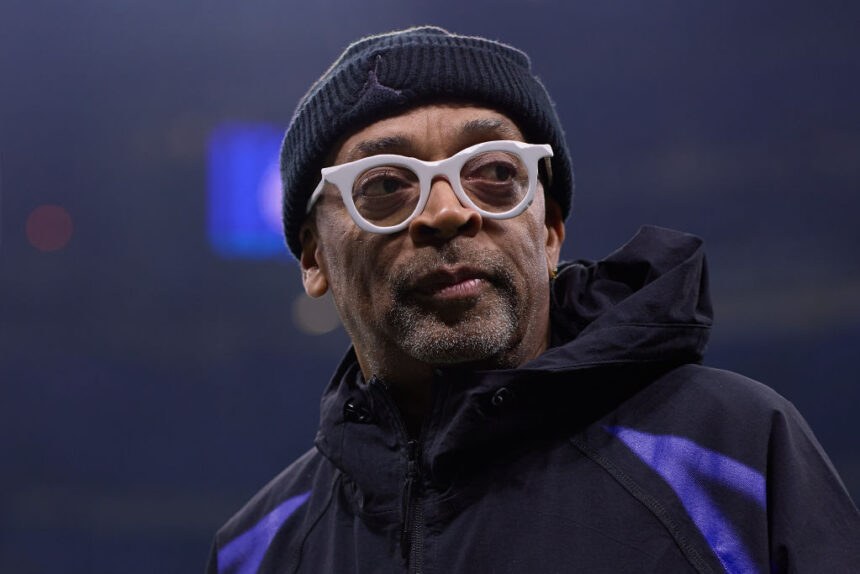 FC Internazionale Milano v Feyenoord - UEFA Champions League 2024/25 Round of 16 Second Leg