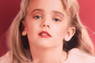Katy Perry risponde alla teoria che è Jonbenét Ramsey