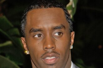 Diddy citato in giudizio dall'uomo che afferma di essere stato costretto a dargli sesso orale sul set commerciale