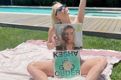 I colpi più caldi di Kesha per il suo 38 ° compleanno