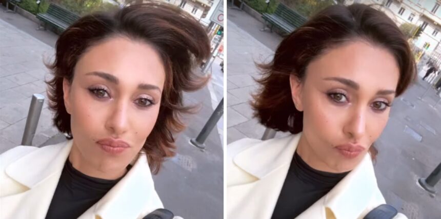 Belen Rodriguez mostra di nuovo soddisfatta il suo nuovo look: ama il taglio di capelli più corto che abbia avuto negli ultimi anni - Gossip.it