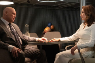 Ayelet Zurer di Daredevil parla di essere rifuggito come Vanessa Fisk prima di essere chiesto di unirsi a "Born Again"