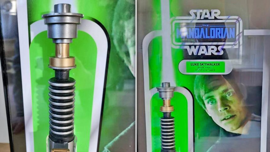 La spada laser di Luke Skywalker di "The Mandalorian" che va all'asta