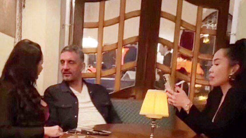 Mauricio Umansky esce con due donne dopo che Kyle Richards parla di riconciliazione