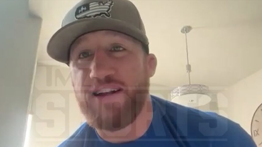 UFC Star Justin Gaethje Down to Train Agents per il regista dell'FBI Kash Patel