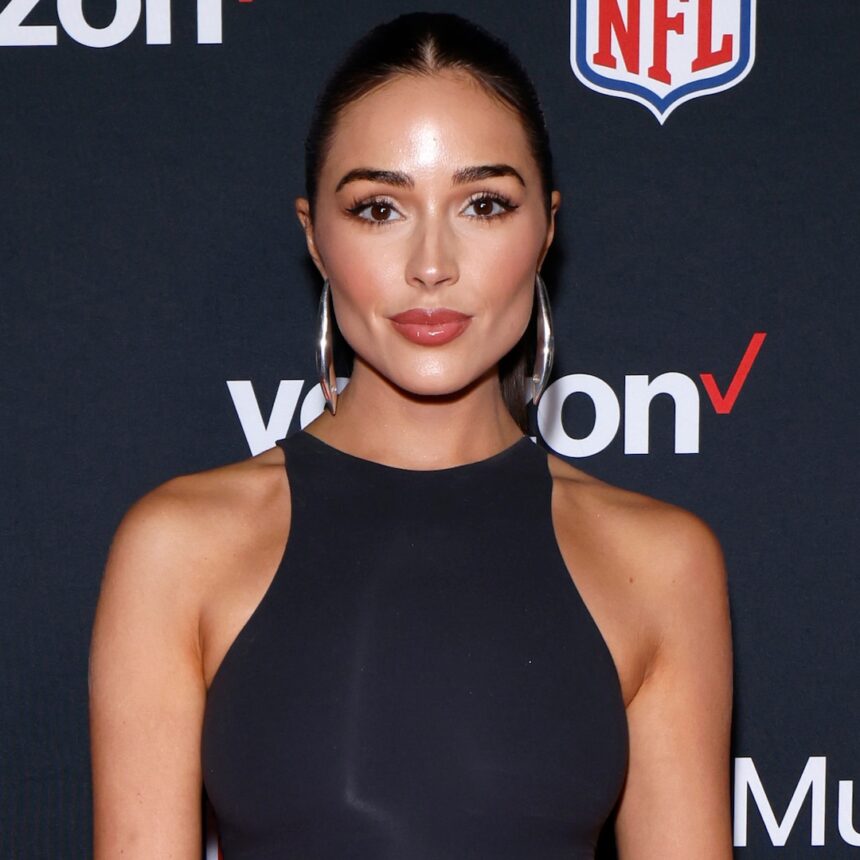 Come Olivia Culpo incinta ha nascosto il suo pancione prima di rivelare