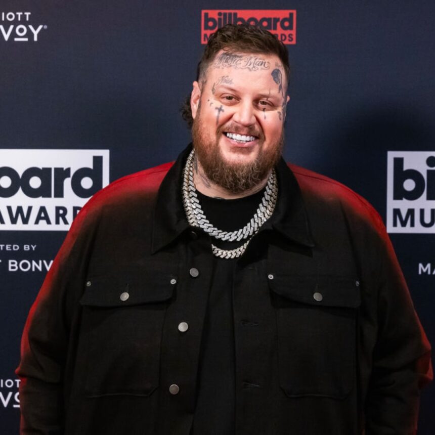 Il corpo sorprendente del corpo di Jelly Roll è cambiato tra 120 libbre. Perdita di peso