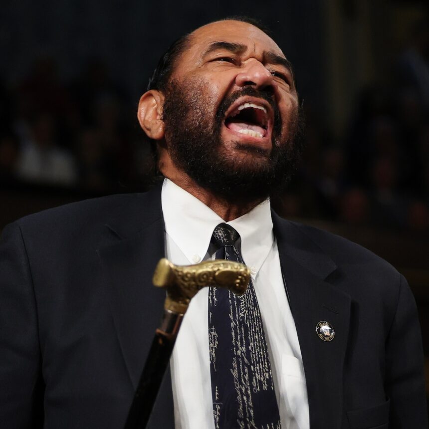 Il deputato Al Green rimosso durante il discorso di Donald Trump