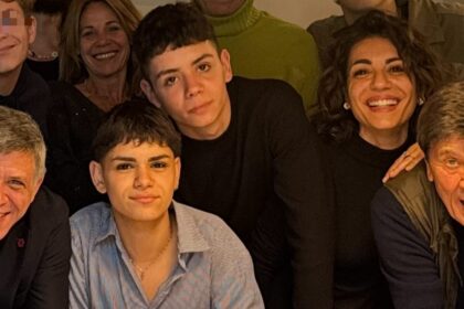 I nipoti gemelli di Gianni Morandi compiono 18 anni: le immagini della grande festa in famiglia a Roma, guarda - Gossip.it