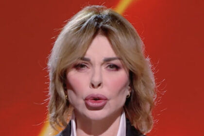 ''Mi ha nascosto l'esistenza di mio zio Aldo per dieci anni, era in manicomio'': Alba Parietti parla del difficile rapporto con la madre morta - Gossip.it