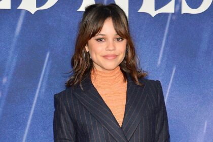 Jenna Ortega prende in giro la seconda stagione di "grafica" di mercoledì