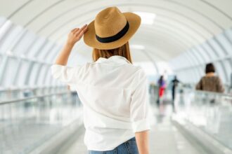 27 cose da imballare se viaggi da solo quest'anno
