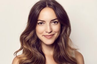 Ottieni un accordo da $ 19 su $ 80 CONAIR 2-in-1 CURLER E RASTENER