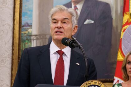 La nipote del Dr. Oz sviste durante il discorso della Casa Bianca di Donald Trump