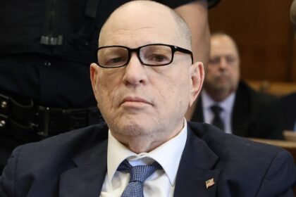 La salute di Harvey Weinstein è "rapidamente deteriorata", guadagnando molto peso