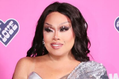 Rupaul's Drag Race's Jiggly Caliente morto a 44 dopo l'amputazione delle gambe