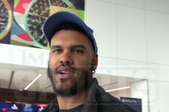 L'ex star del NFL Anthony Barr mette in guardia contro "Tush Push" Ban, "Slippery Slope"