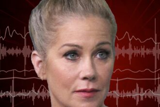 Christina Applegate rivela che suo padre è morto, si emoziona a parlare di lui