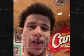 Walter Clayton Jr. della Florida invia un messaggio ai team NBA, "Sono tutto ciò di cui hai bisogno!"