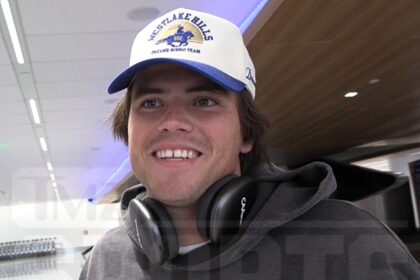 Cameron Dicker di Chargers abbraccia il divertimento dell'ultimo nome, "tutti mi chiamano" cazzo "