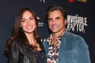 John Stamos, moglie Caitlin McHugh celebra il settimo compleanno di Son Billy