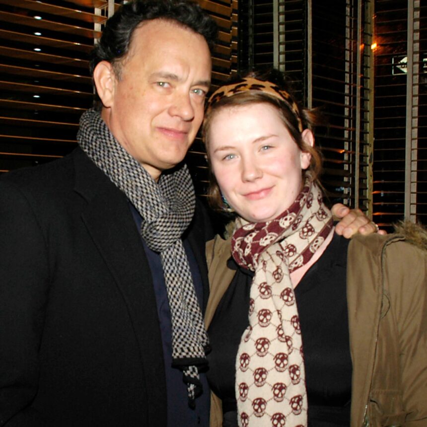 La figlia di Tom Hanks, Ea, le chiese se fosse "Save the Marriage Baby"
