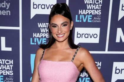 Paige Desorbo adora così tanto questa canotta da $ 9, ha comprato 7