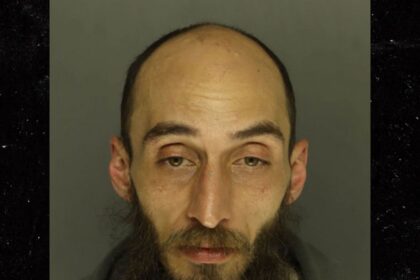 Il presunto colpo tazza di incendiario di PA Josh Shapiro è stato rilasciato