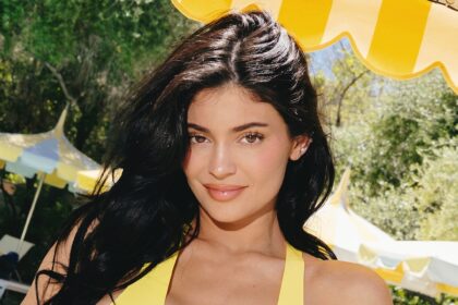 Kylie Jenner, Kourtney Kardashian, Kendall Jenner