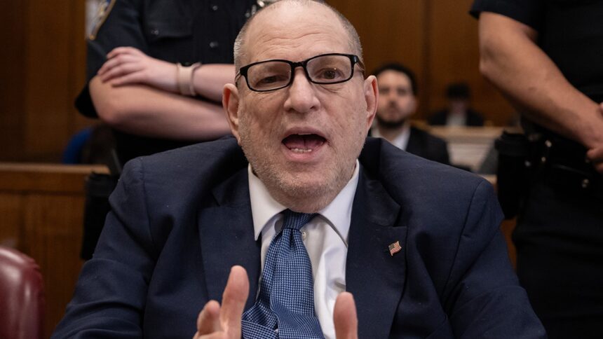 Harvey Weinstein si trasferì temporaneamente dall'isola di Rikers a Bellevue Hospital