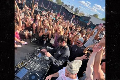 La festa di Crash Chainsmokers nello stato dell'Arizona, i poliziotti si presentano pochi minuti dopo