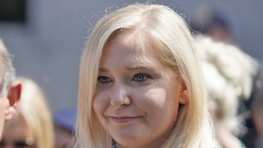 Virginia Giuffre, Jeffrey Epstein Accuser, muore per suicidio all'età di 41 anni