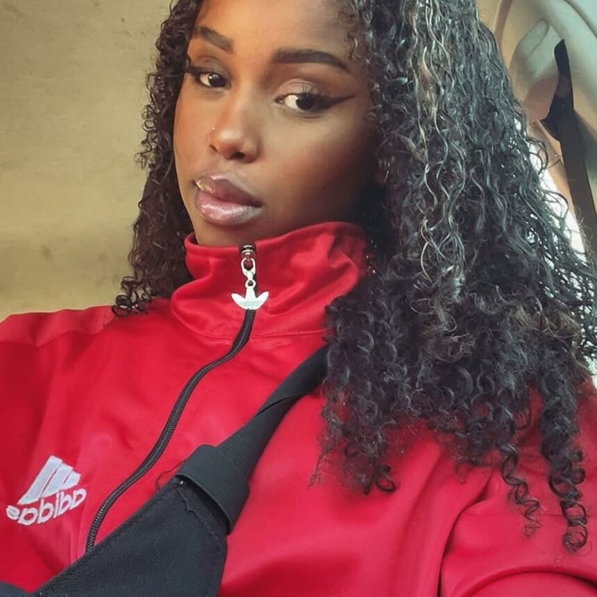 La star di The Voice Kids Karen Silva è morta a 17 anni dopo l'ictus
