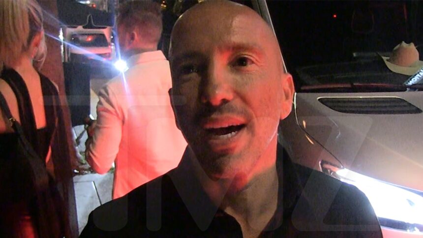 Jason Oppenheim afferma che i tassi di assicurazione antincendio rimarranno pesantemente gonfiati dopo la fuochi