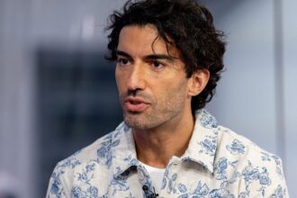 L'avvocato di Justin Baldoni strappa la pubblicista Stephanie Jones, i suoi avvocati battono di nuovo