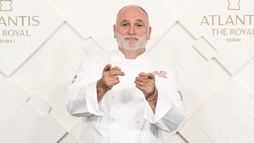 Chi è Jose Andres? 5 cose sul fondatore del World Central Kitchen - Hollywood Life