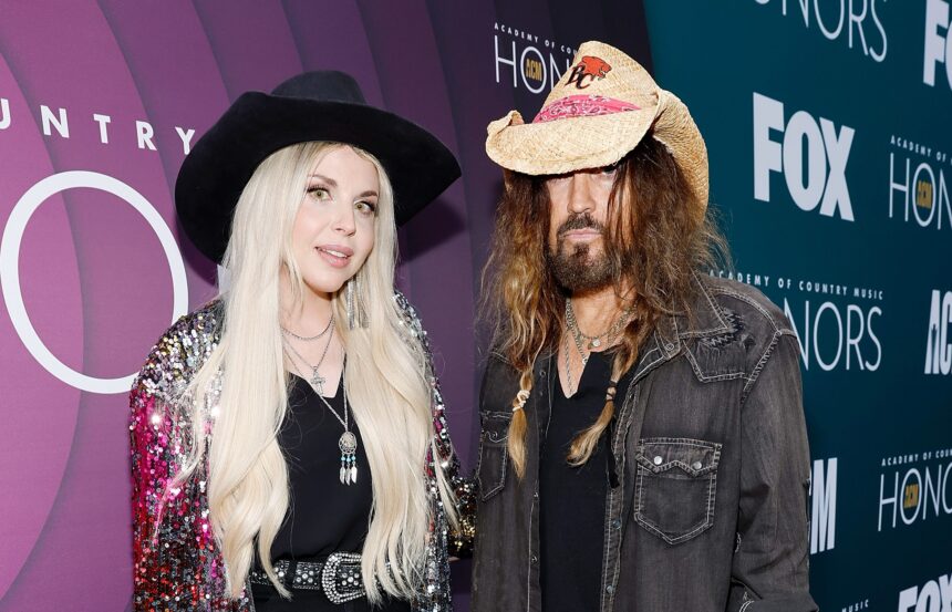 5 cose da sapere sull'ex moglie di Billy Ray Cyrus-Hollywood Life